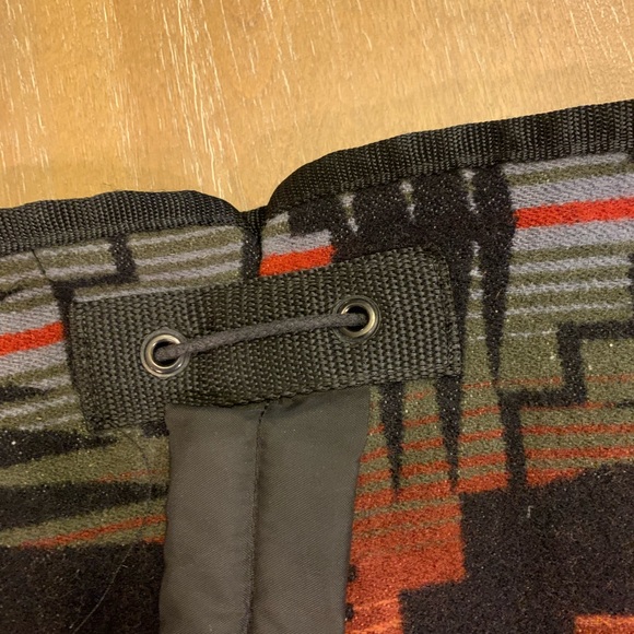 Pendleton Drag-string Bag - Picture 11 of 16